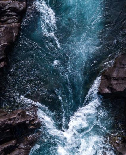 Eau coulant rivière